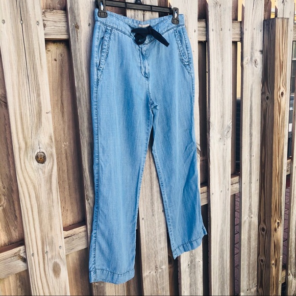 Mid-Rise Gap Jeans Size 4 Petite - Picture 2 of 8